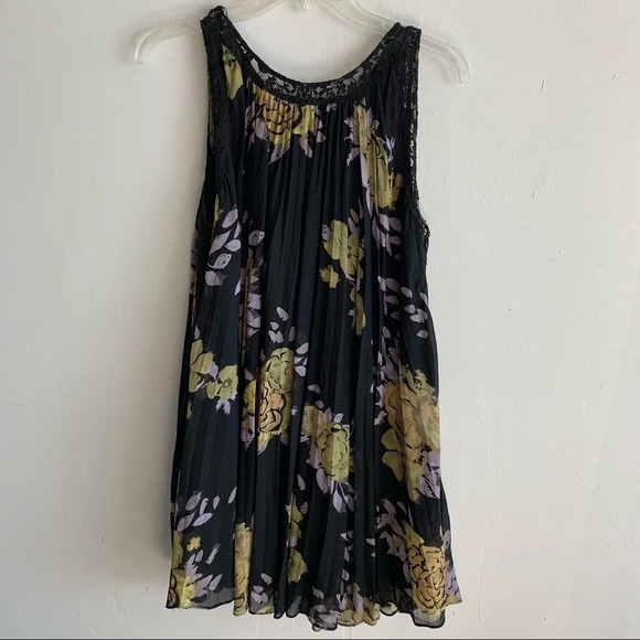 Free People Black Floral Trapeze Dress Small - Picture 2 of 4
